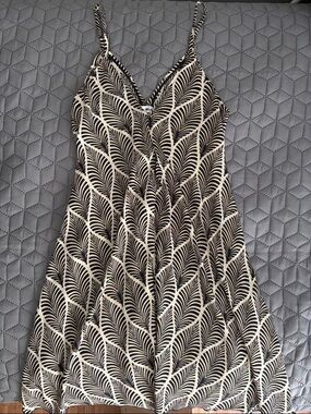 White Waves Leaf Mini Sundress
